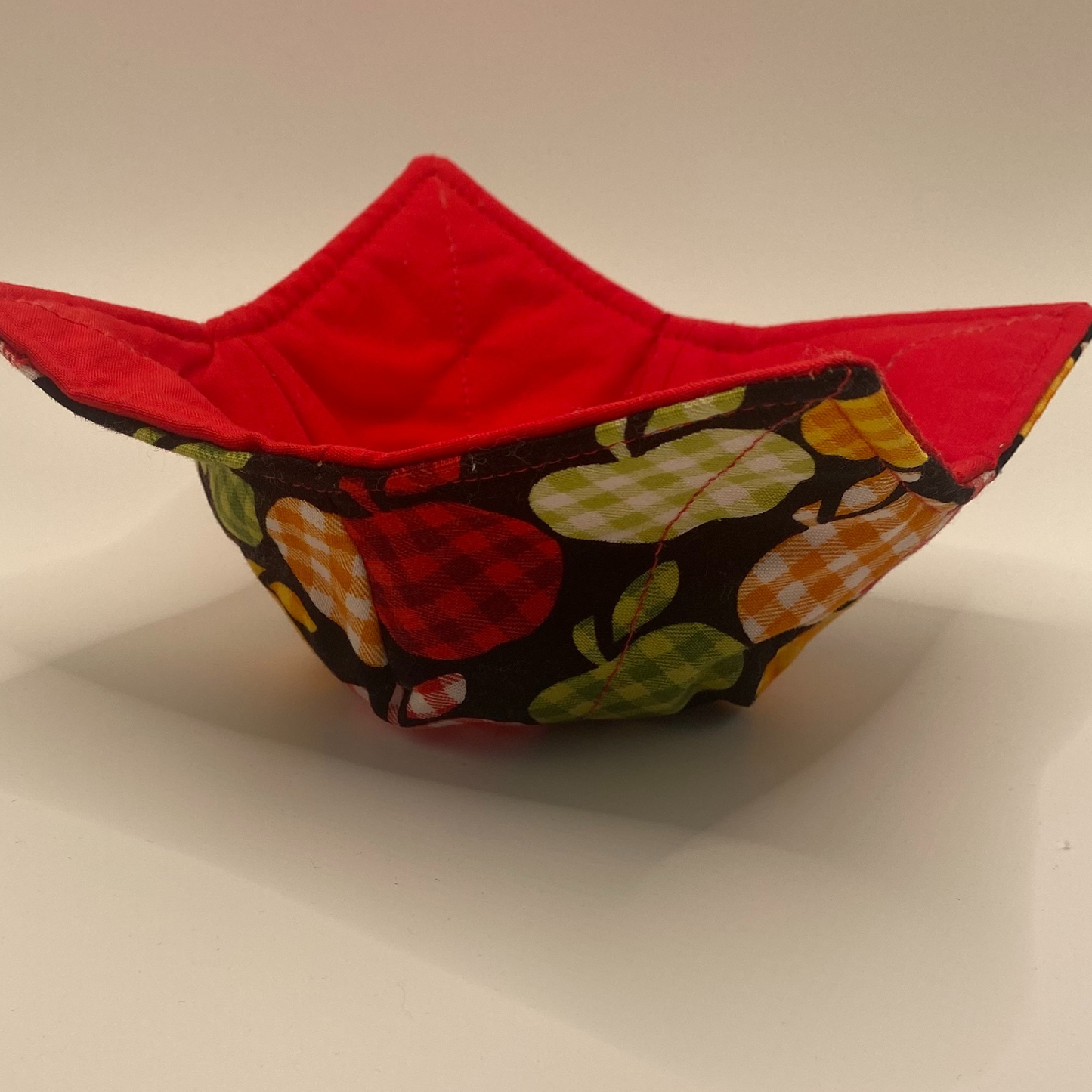 Apples Bowl Cozy