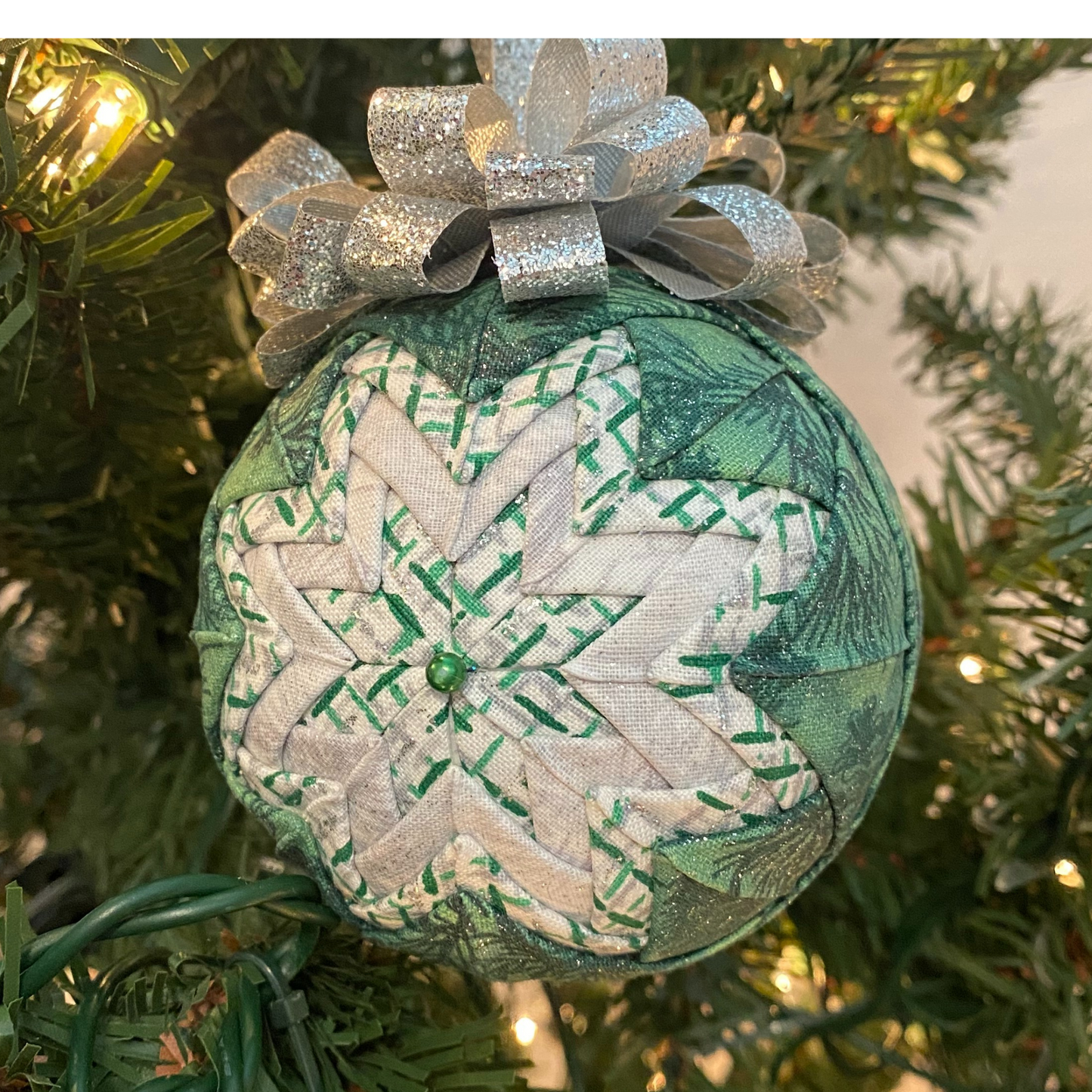 Green and Silver Basic Star Ornament