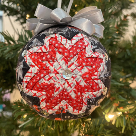 Red, black and silver Basic Star Ornament