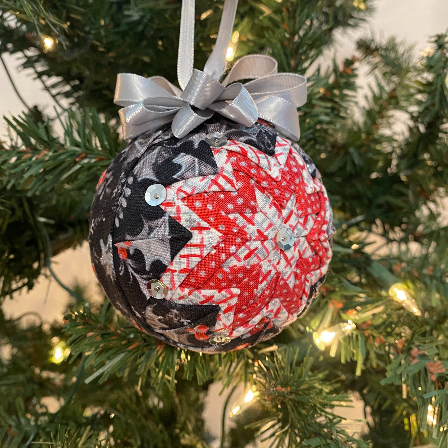 Red, black and silver Basic Star Ornament