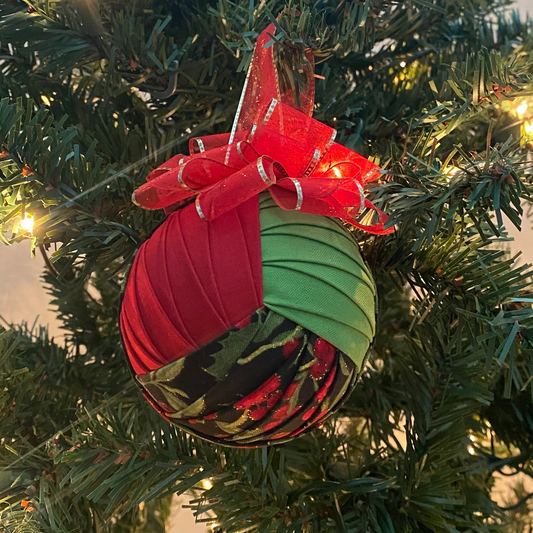 Red, Green and Holly Trinity Knot Ornament